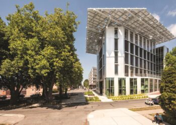 Net-Zero Buildings: The New Standard for Construction