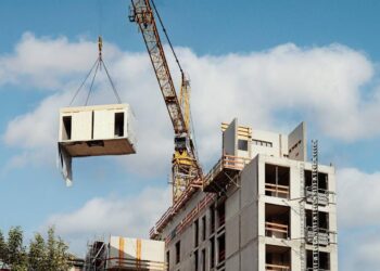 Prefabrication and Modern Design Creates Powerful Revolution